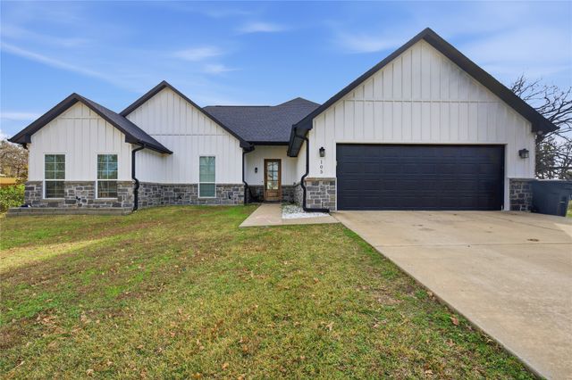 105 San Felipe Drive, Mabank, TX 75156