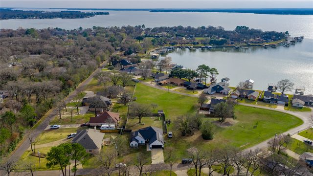 105 San Felipe Drive, Mabank, TX 75156