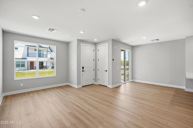 11300 N CASA DEGA Drive 1104, Surprise, AZ 85388