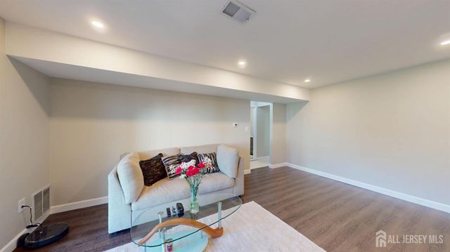 3807 Birchwood Court, North Brunswick, NJ 08902