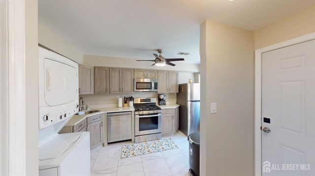 3807 Birchwood Court, North Brunswick, NJ 08902