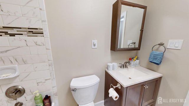 3807 Birchwood Court, North Brunswick, NJ 08902