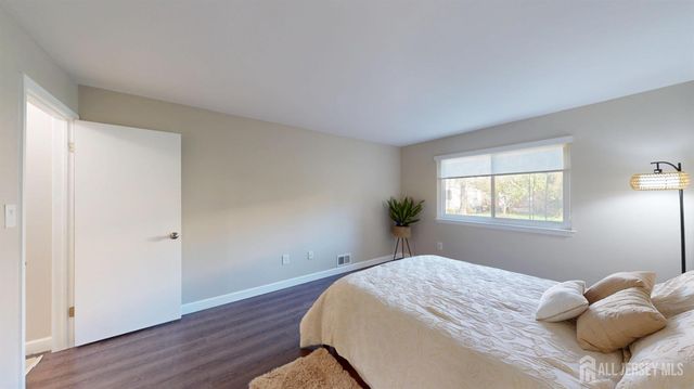 3807 Birchwood Court, North Brunswick, NJ 08902