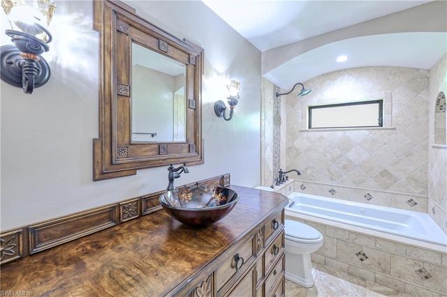 4701 Lone Pine CT, Fort Myers, FL 33905