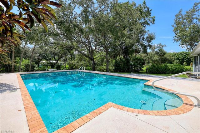 4701 Lone Pine CT, Fort Myers, FL 33905