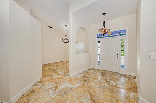 4701 Lone Pine CT, Fort Myers, FL 33905