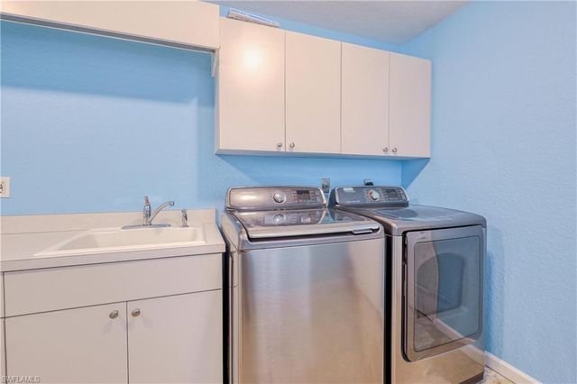 4701 Lone Pine CT, Fort Myers, FL 33905