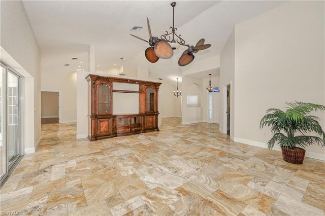 4701 Lone Pine CT, Fort Myers, FL 33905