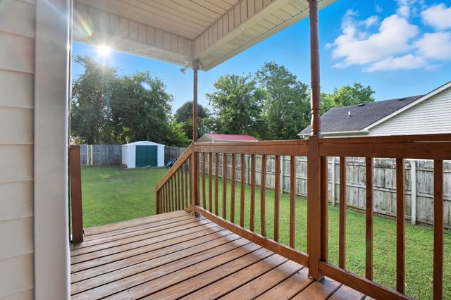 715 Fields Ln, Lebanon, TN 37087