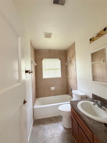 508 Shaver Street, Pasadena, TX 77506