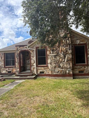 508 Shaver Street, Pasadena, TX 77506