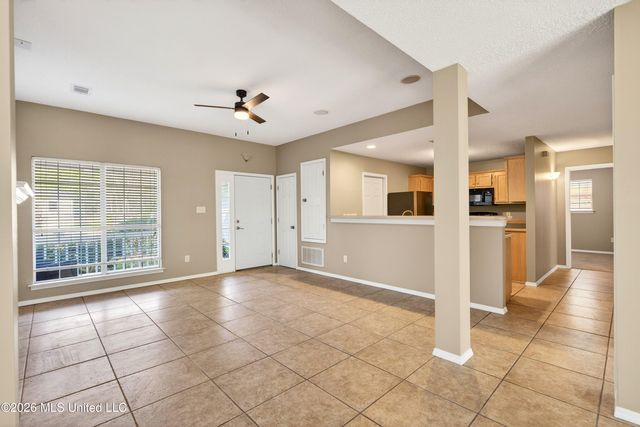 2000 Deer Street, Ocean Springs, MS 39564