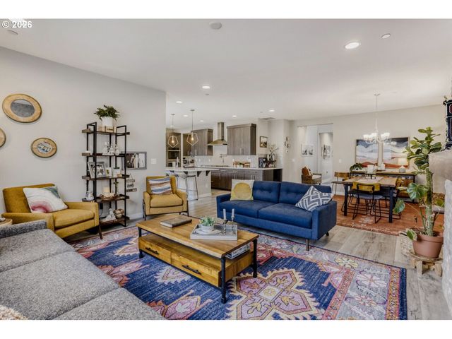 9736 Sw 173RD Ave, Beaverton, OR 97007