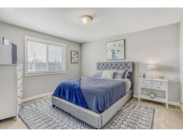 9736 Sw 173RD Ave, Beaverton, OR 97007