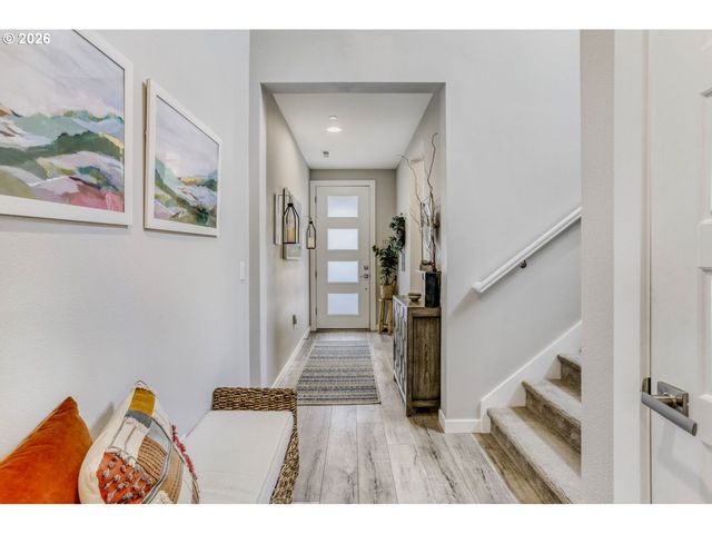 9736 Sw 173RD Ave, Beaverton, OR 97007