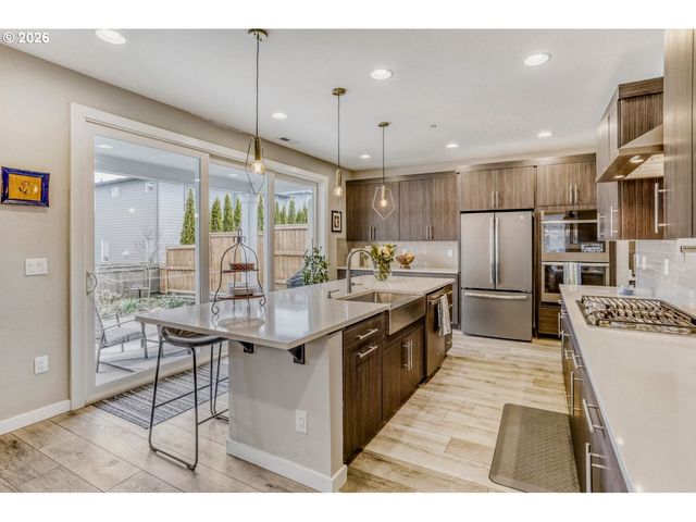 9736 Sw 173RD Ave, Beaverton, OR 97007