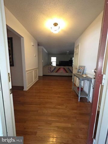 14610 HONEYSUCKLE, Issue, MD 20645