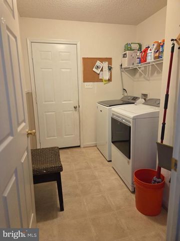 14610 HONEYSUCKLE, Issue, MD 20645