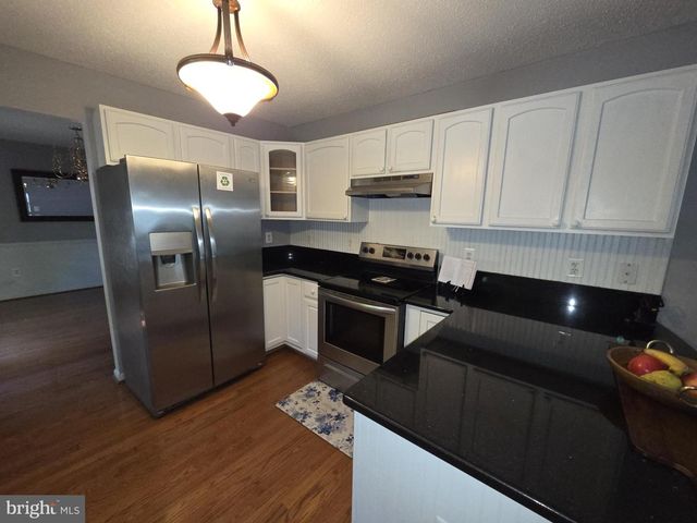 14610 HONEYSUCKLE, Issue, MD 20645