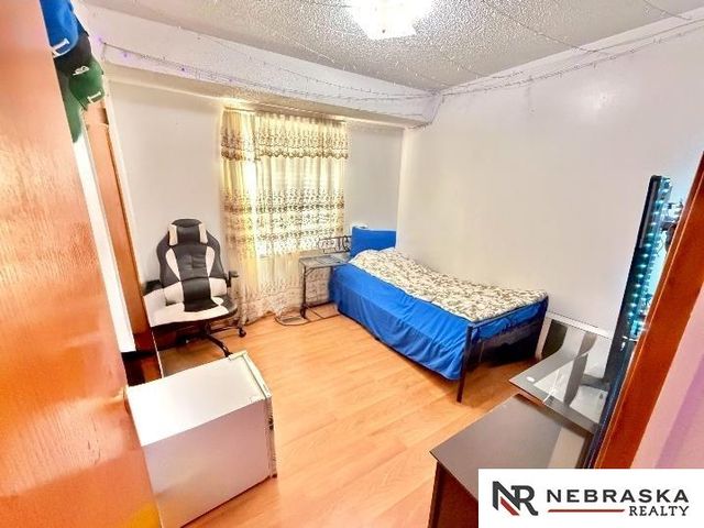 2808 NW 7th Street, Lincoln, NE 68521