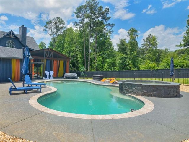 640 New Morn Drive, Hampton, GA 30228