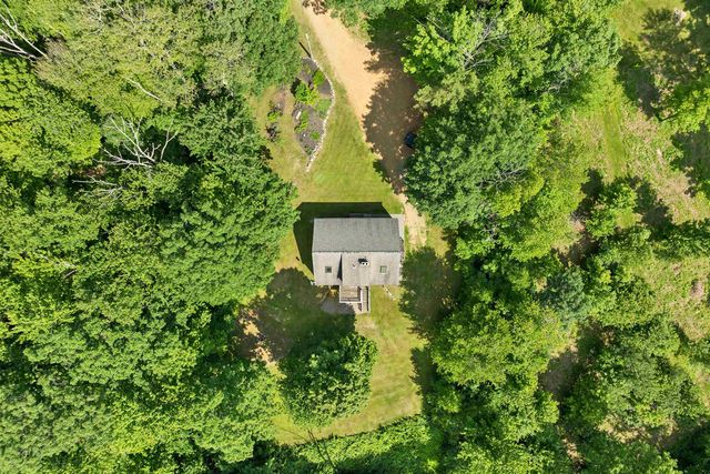 40 Skelley Manor Road, Gilmanton, NH 03237