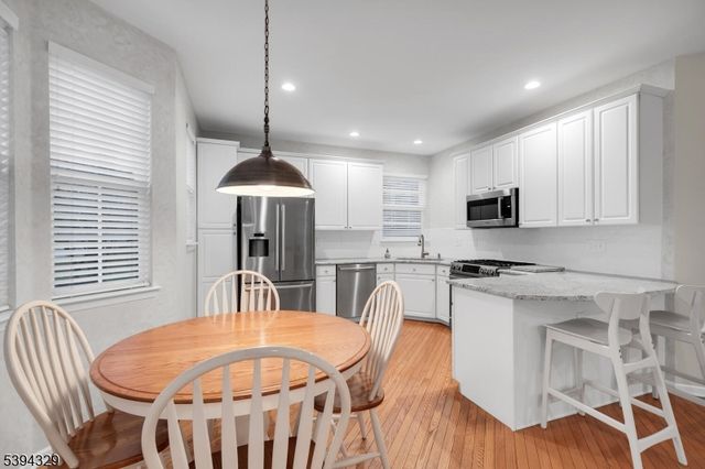 4 Hansom Rd, Bernards Twp., NJ 07920