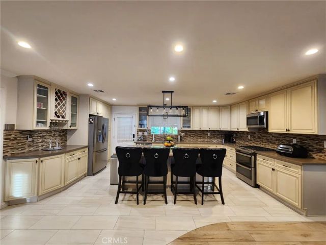 6601 Alcove, North Hollywood, CA 91606