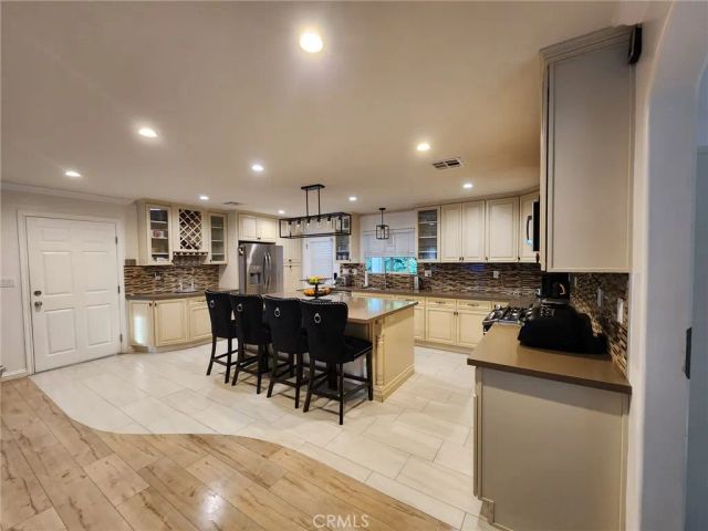 6601 Alcove, North Hollywood, CA 91606