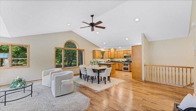 151 Bluffs Road NW, Alexandria, MN 56308