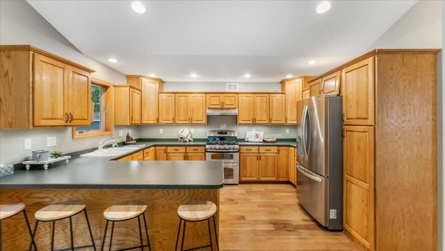 151 Bluffs Road NW, Alexandria, MN 56308