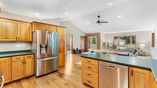 151 Bluffs Road NW, Alexandria, MN 56308