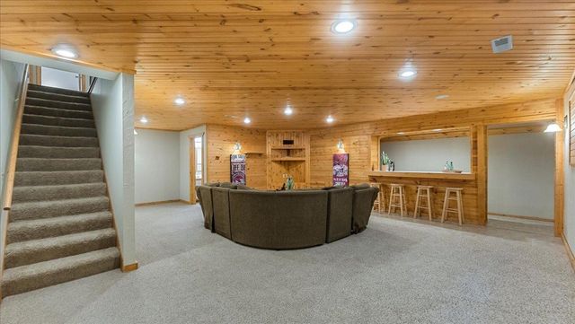 151 Bluffs Road NW, Alexandria, MN 56308