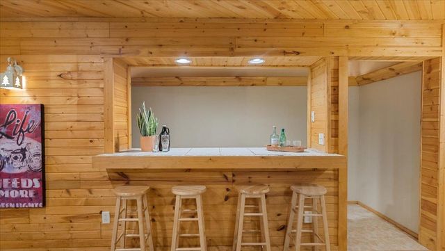 151 Bluffs Road NW, Alexandria, MN 56308