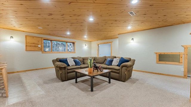 151 Bluffs Road NW, Alexandria, MN 56308