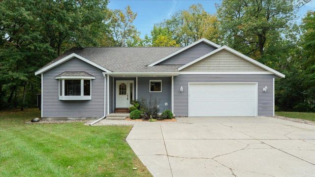 151 Bluffs Road NW, Alexandria, MN 56308