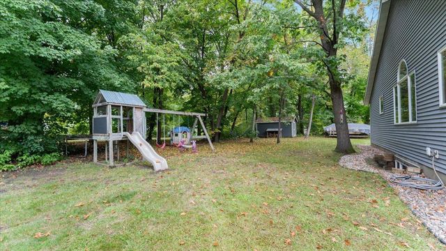 151 Bluffs Road NW, Alexandria, MN 56308