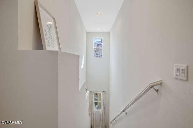 2464 Blossom Ridge Court 2, Simi Valley, CA 93063