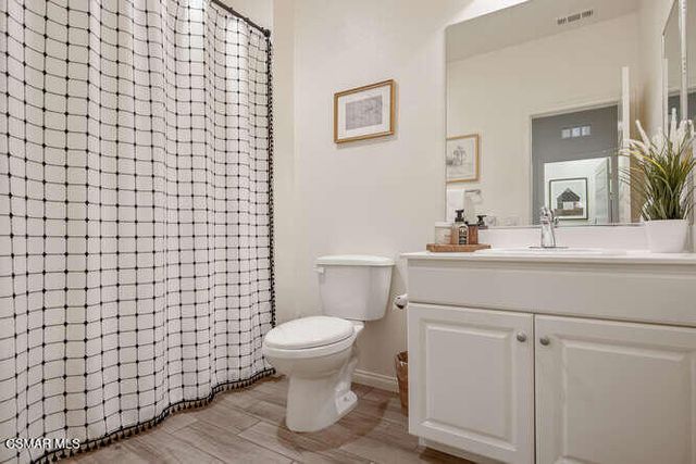 2464 Blossom Ridge Court 2, Simi Valley, CA 93063