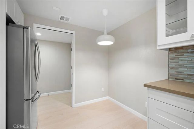125 W Mountain Street 203, Glendale, CA 91202