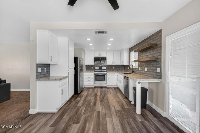 29121 Avenida De Las Flores, Menifee, CA 92584