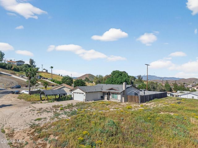 29121 Avenida De Las Flores, Menifee, CA 92584