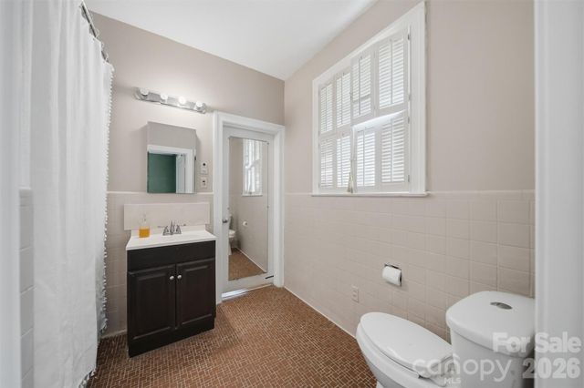 826 S College Avenue, Newton, NC 28658