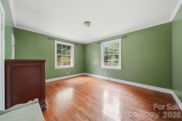 826 S College Avenue, Newton, NC 28658
