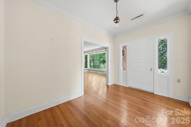 826 S College Avenue, Newton, NC 28658