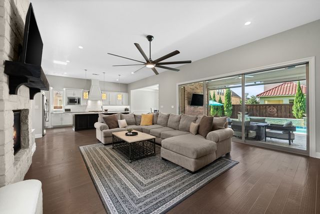 762 Spurlock Street, Frisco, TX 75036