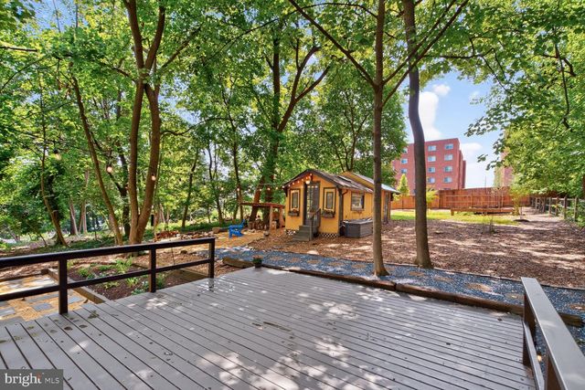 734 SILVER SPRING AVE, Silver Spring, MD 20910