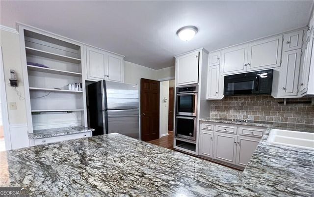 195 Deerfield Road, Bogart, GA 30622