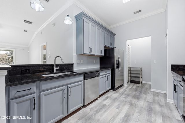 13835 HERONS LANDING Way 8, Jacksonville, FL 32224