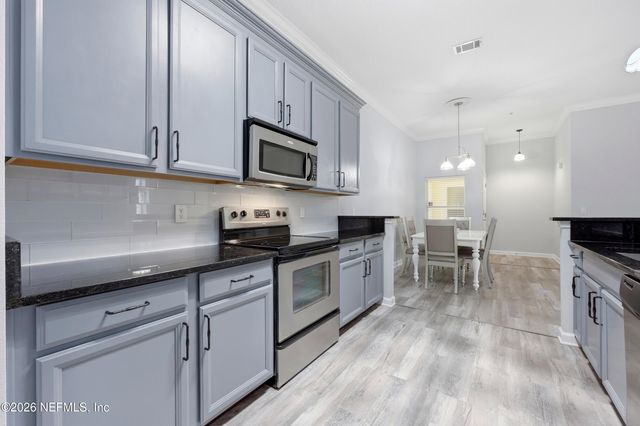 13835 HERONS LANDING Way 8, Jacksonville, FL 32224